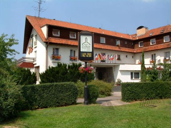 Hotel *** Zvíkov